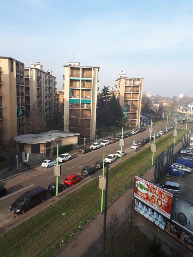 Valassina Milano Apartment Bagian luar foto
