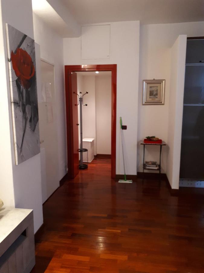 Valassina Milano Apartment Bagian luar foto